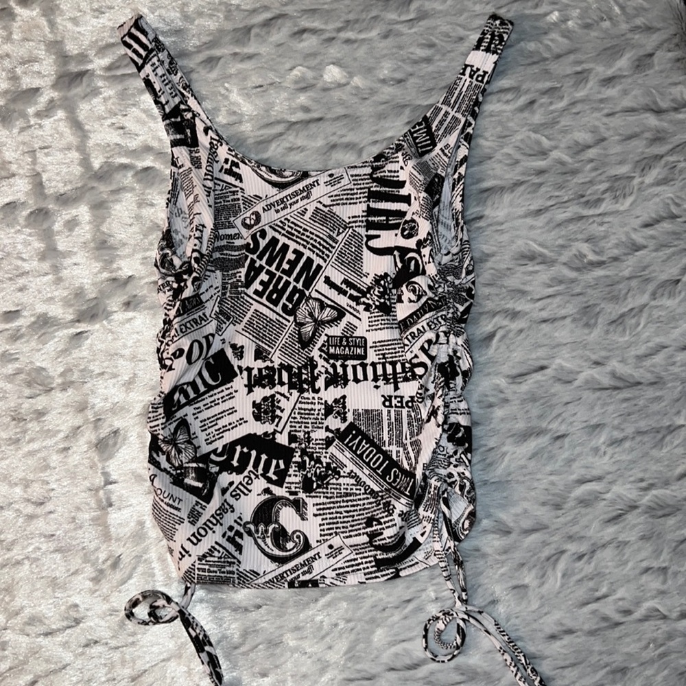 Newspaper Ruched Ribbed Tank Size XS (1) - Picture 2 of 5